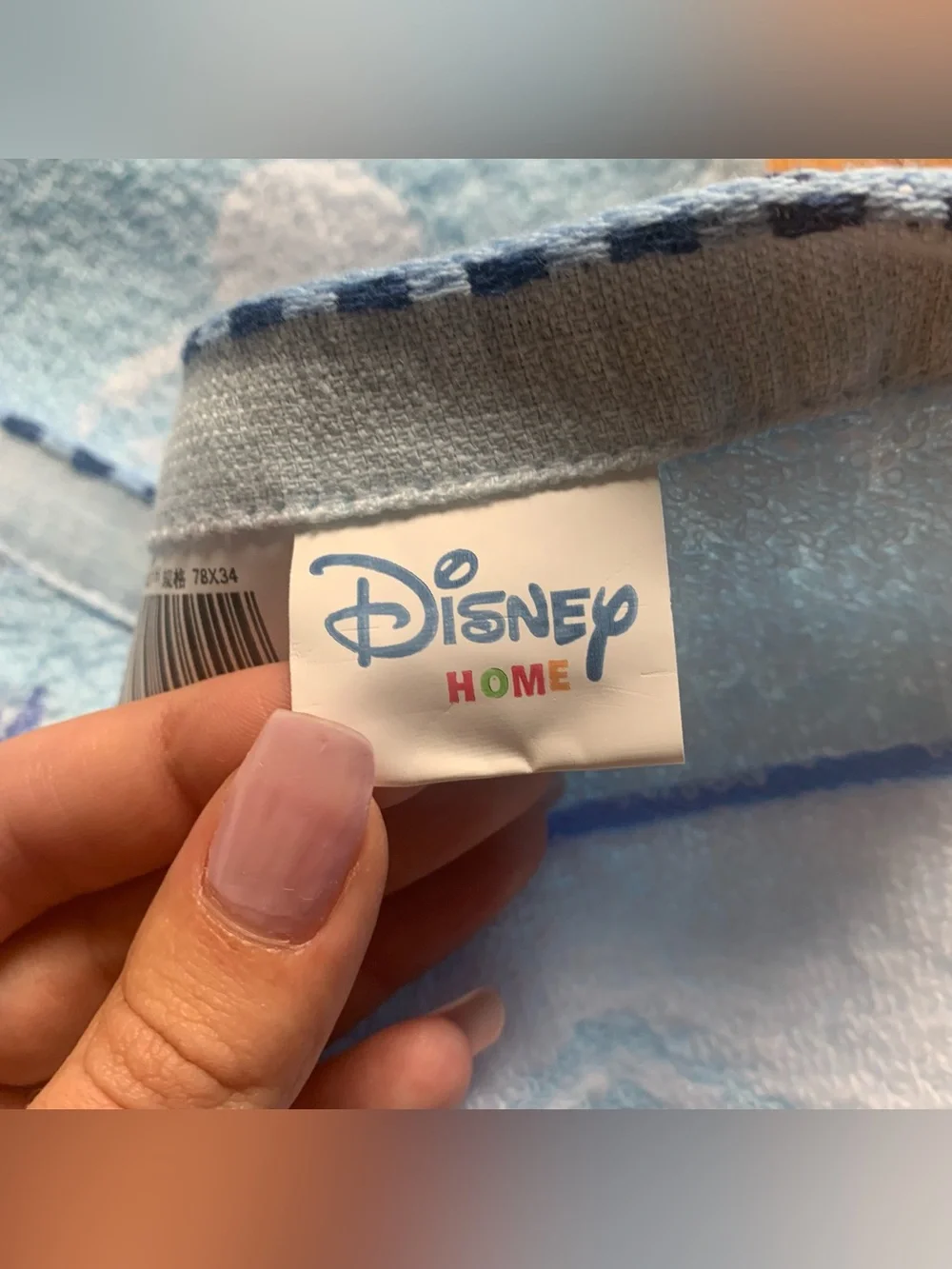 Disney Mickey towel bundle - 13 towels